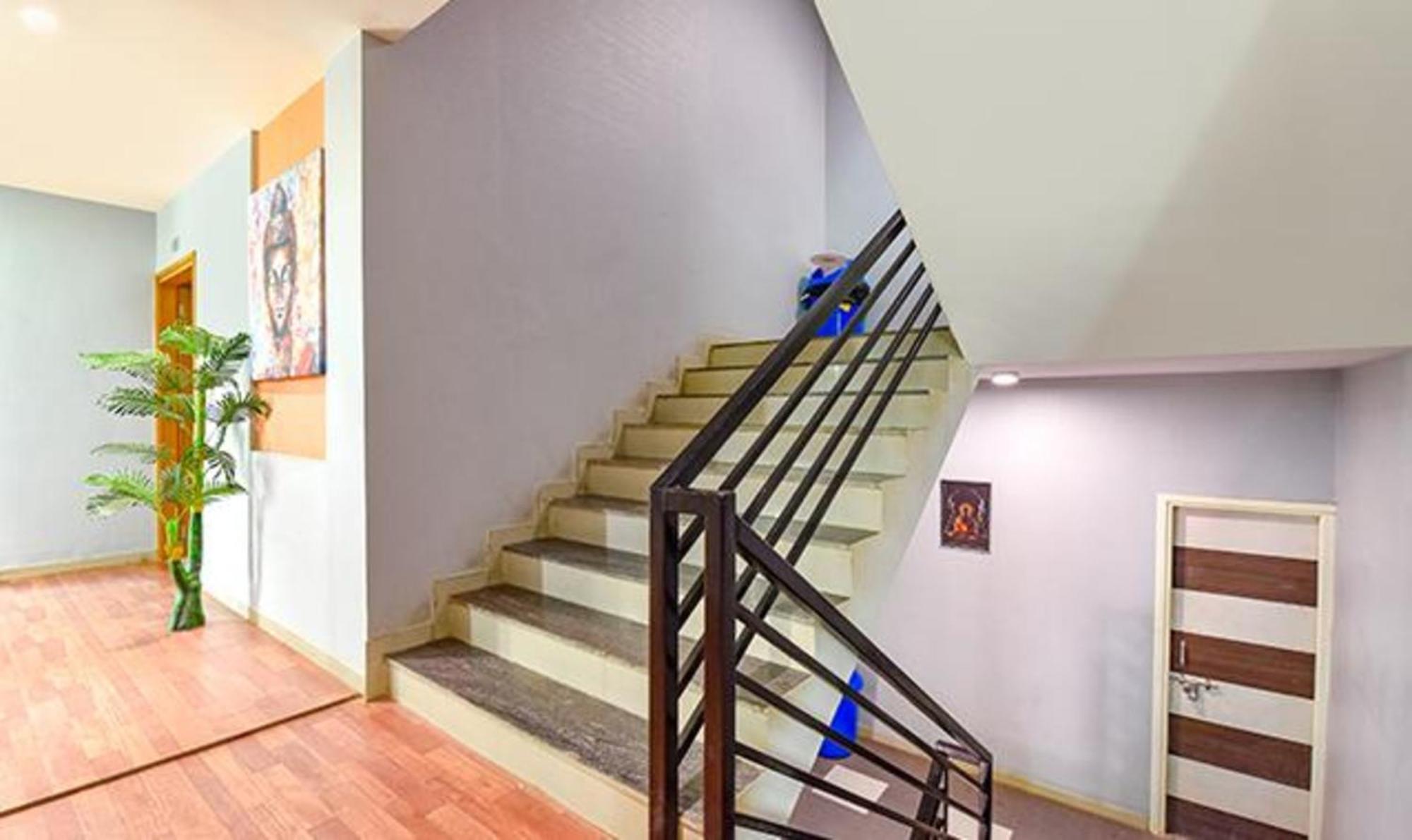 Collection O 88939 Siddharth Corporate Gandhinagar Exterior foto